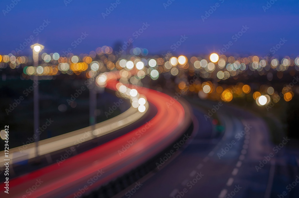 Fototapeta premium Photo with bokeh effect on a highway scene