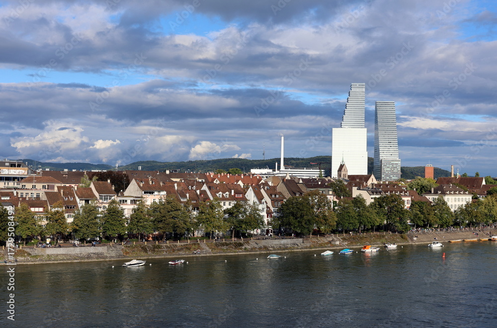 Obraz premium Blick auf Kleinbasel im Herbst