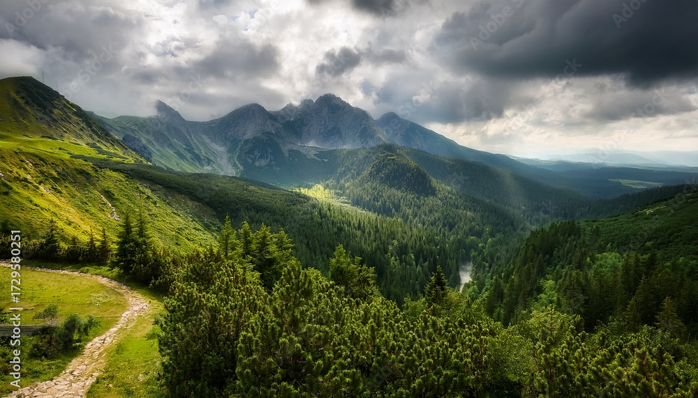 Fototapeta premium Landscape Of Slovakian Paradise During A Cloudy Day
