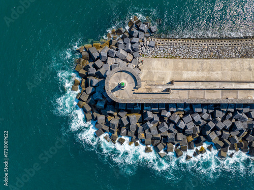 Paseo del Faro de Orio y espigón en Gipuzkoa, Donosti