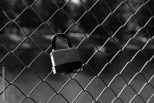Принти на полотні Black and white photo beautifully conveys quiet yet powerful moment
