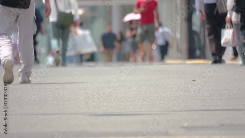 [Weather Phenomena] The Footage where the extreme heat causes the air to shimmer and distort the view. Tokyo during a heatwave.