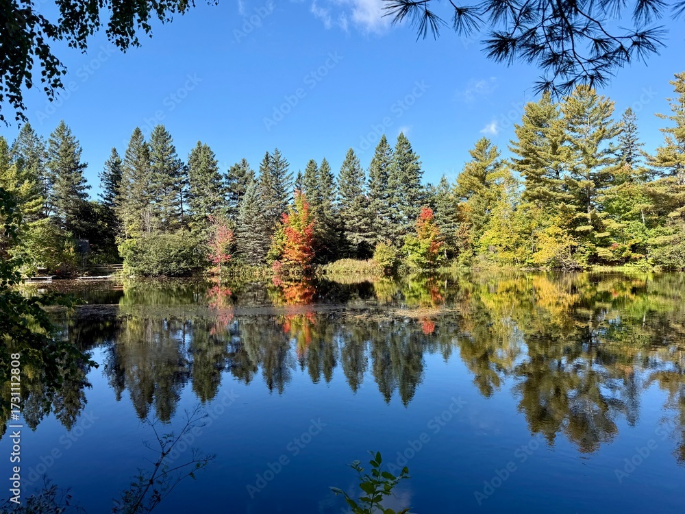 Fototapeta premium Mont Tremblant Ski Resort (commonly referred to as Tremblant) in autumn