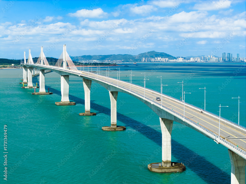 Naklejka premium Aerial view of Kinmen Bridge in Taiwan