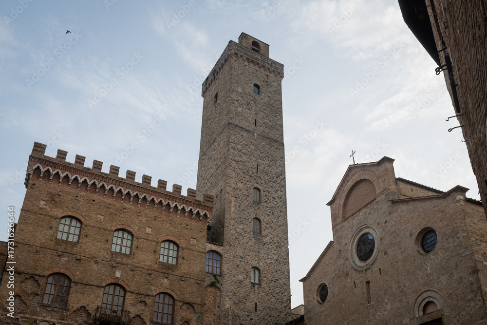 Fototapeta premium San Gimignano - town of Fine Towers, famous for its medieval architecture. Located in Province of Siena, Tuscany, Italy