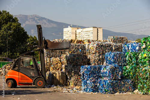 Waste sorting facility