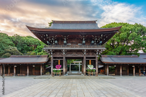 Fotografie Main gate of Meiji Shinto shrine in Shibuya, Tokyo, Japan