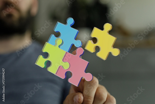 Image of puzzle pieces conn...
