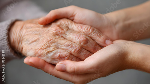 hands of the elderly woman