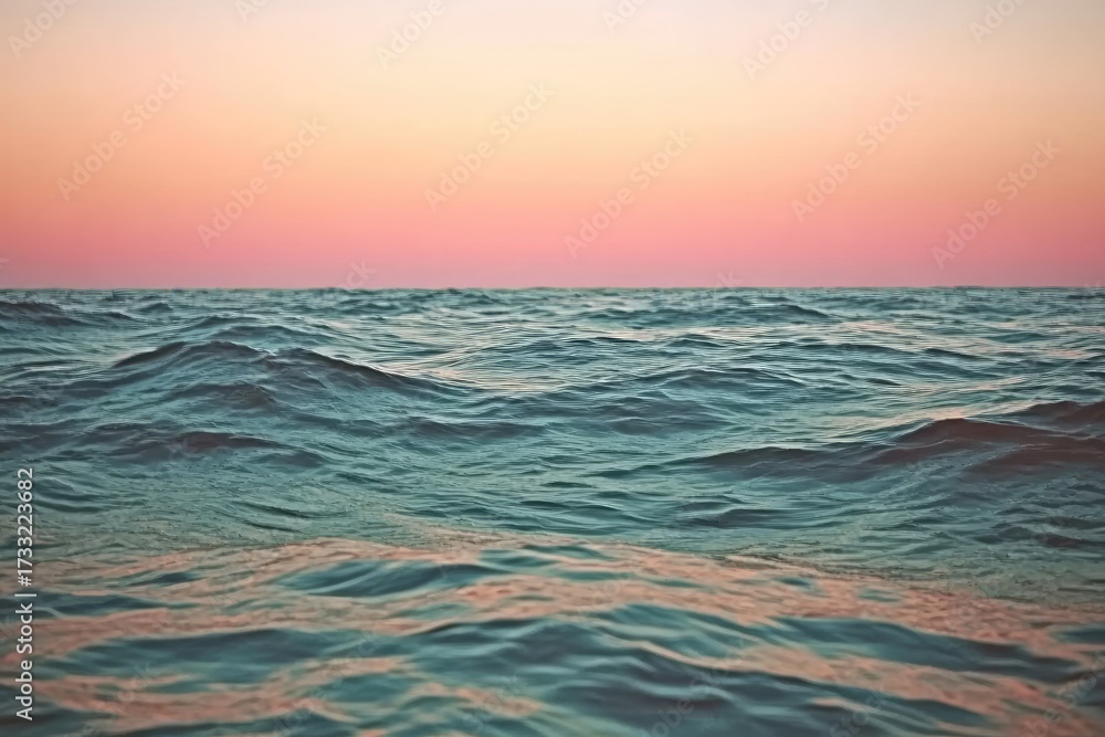 Obraz premium Calm ocean at sunset