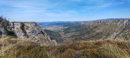 Paisaje del Salto del Nervión, Burgos, España	