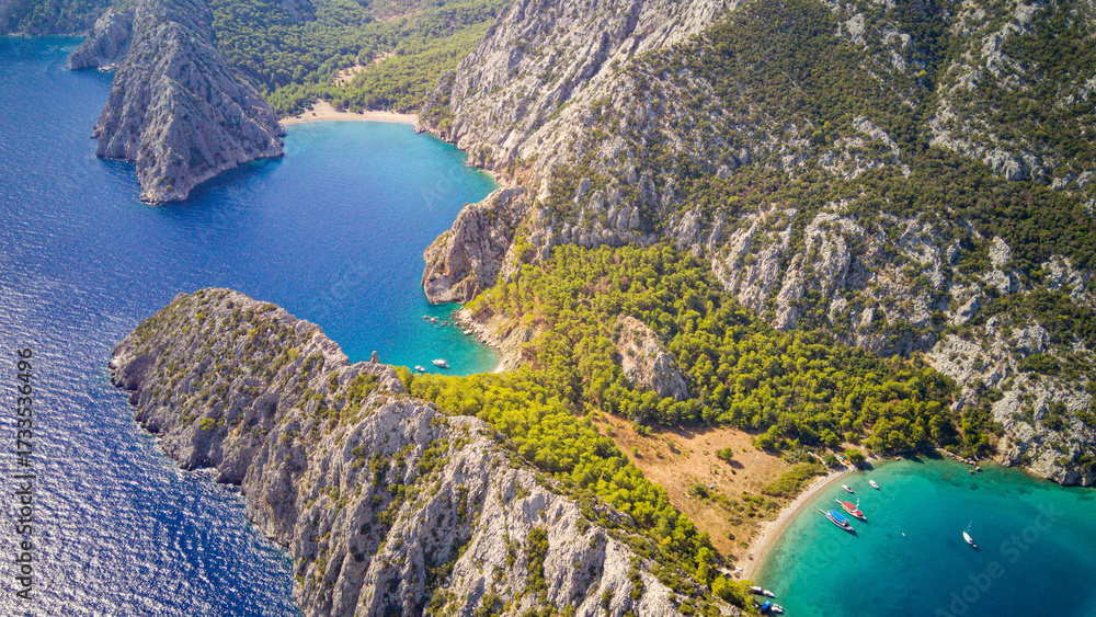 Obraz premium Türkische Küste Ägäis Kemer Antalya