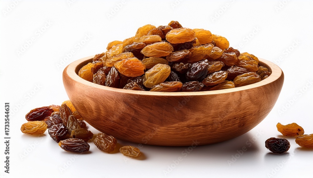 Obraz premium Raisins In Wooden Bowl Isolate On White Background