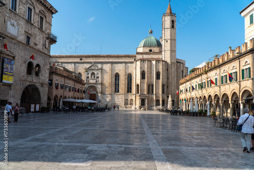 Tableau sur toile Ascoli Piceno - Piazza del popolo