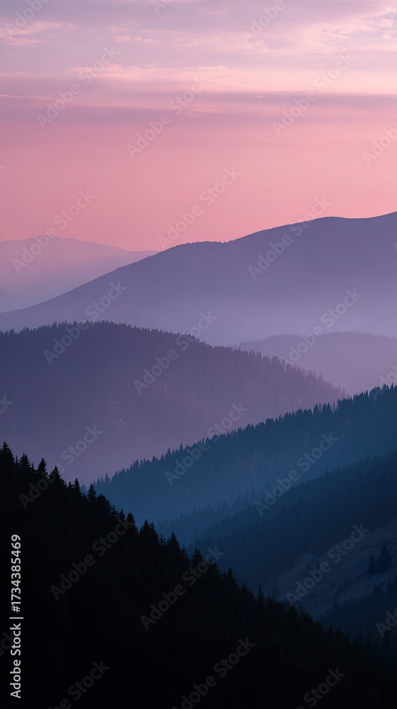 Obraz premium Mountain range at dawn