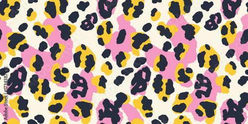 Hand Drawn animal skin and fur print seamless pattern with nature whimsical shapes, spots, dots and lines with textures. Vibrant jungle boho print. Modern exotic collage geometric vector illustration
