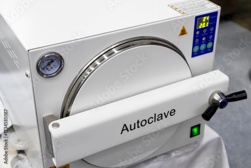 Autoclave, Steam pressure autoclave for medical sterilization, medical cleaning equipment
