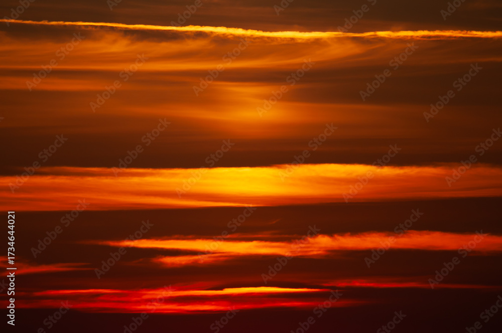 Obraz premium Sunset coloured clouds on the shores of the Bothnian sea in Pori, Finland