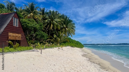 Wunderschöne Banyak Inseln in der Nähe von Sumatra, Indonesia. Die Inseln besteht aus Palmen, Dschungel und Sandstränden.
