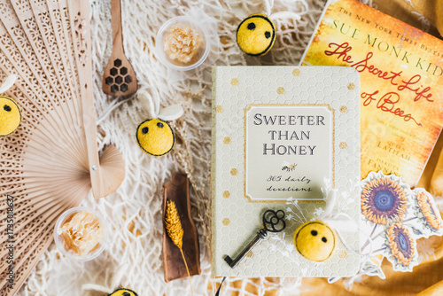 Honey Themed Lay Flat