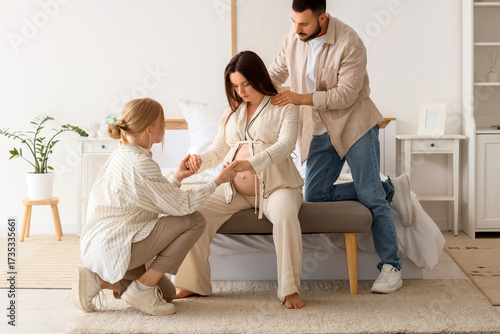 Young pregnant woman breath...