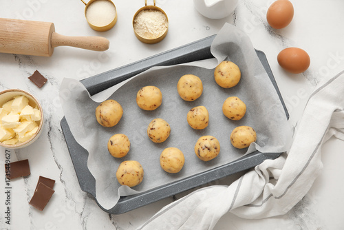 Composition with baking tra...