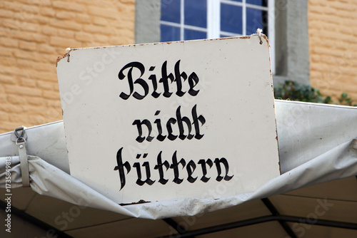 bitte nicht füttern