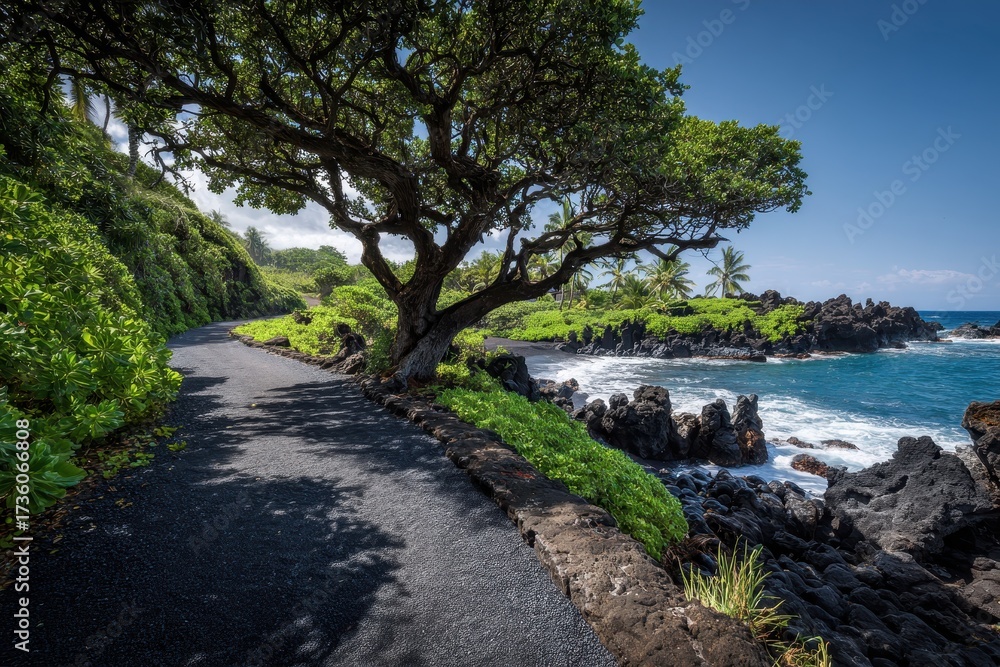 Fototapeta premium Black Sand Beach Maui. Stunning Natural Beauty of Hawaii's Waianapanapa State Park