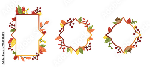 Autumn frame in circle shape on white isolated background. Leaves, berries and acorns.