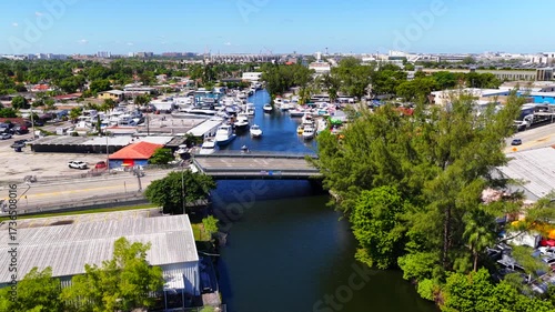 Wallpaper Mural Aerial video Tamiami Bridge drawbridge erection Torontodigital.ca