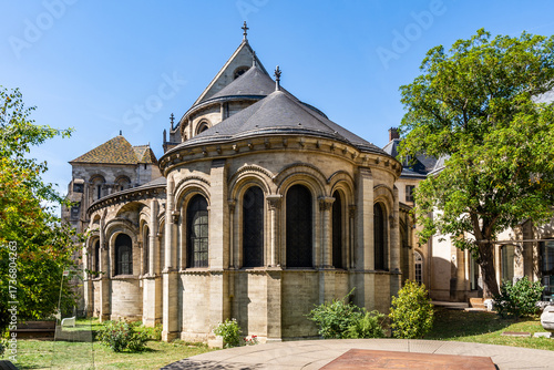 he apse of Saint-Martin-des-Champs church, part of Musée des Arts et Métiers, where the Foucault pendulum demonstrates Earth’s rotation, Paris, France.