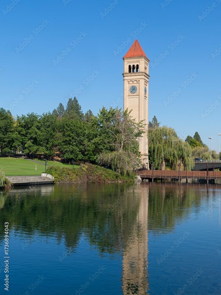 Obraz premium Clock tower in Spokane, Washington.