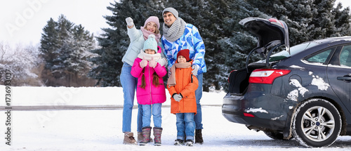 Parents with their little c...