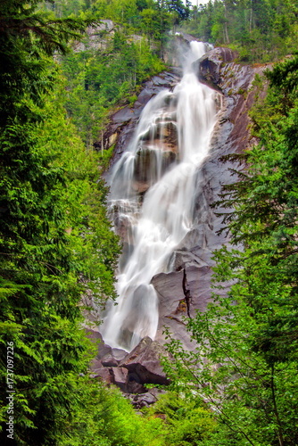 Shannon Falls Park is directly next to Highway 99. It is a popular day-use park offering picnicking, hiking, and access to the well-known trail in Stawamus Chief Park. British Colombia, Canada