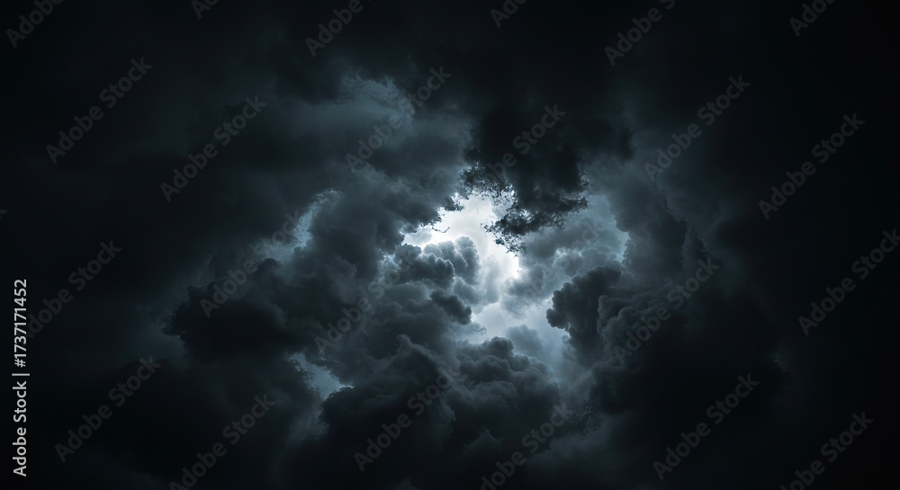 Fototapeta premium 黒雲