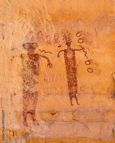 Принти на полотні Head of Sinbad Rock Art, Snake Dance