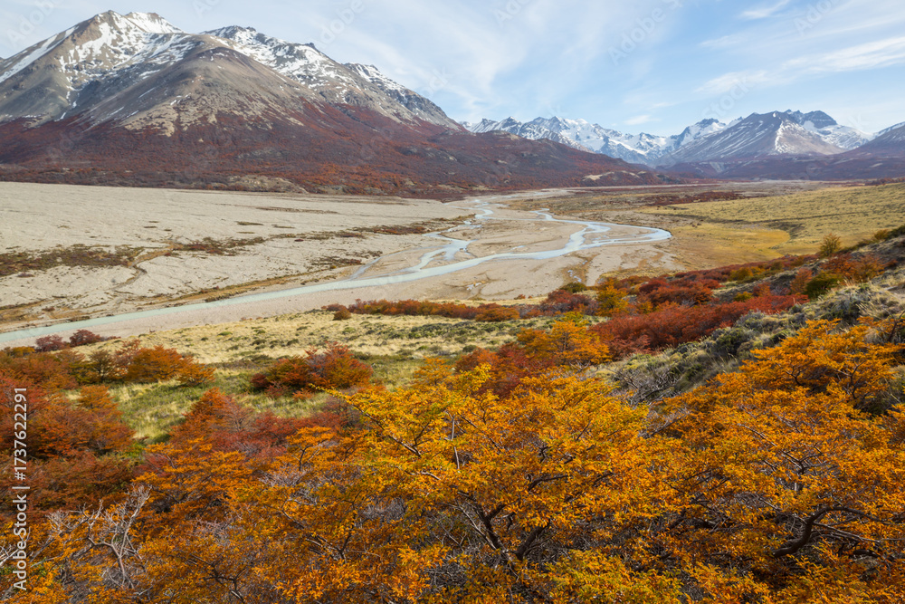 Obraz premium Autumn in mountains