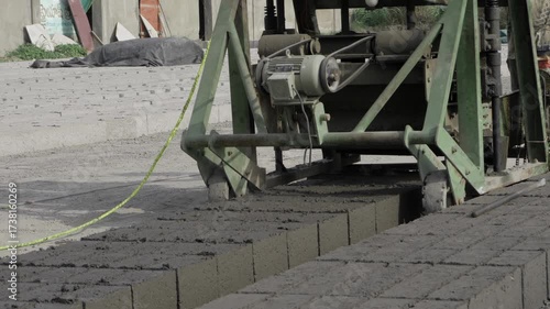 Unique SEO Title - Machine and Cement Blocks