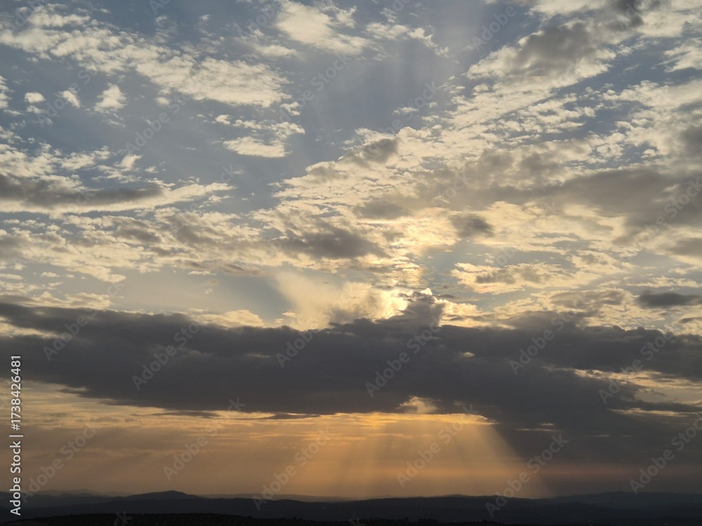 Fototapeta premium Atardecer en Septiembre - 2025 - 9