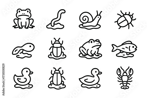 Mud Creatures Icons. Mud creatures. Line icon set of Mud creatures: frog, worm, snail, insect, tadpole, bug, toad, fish, duckling, beetle,