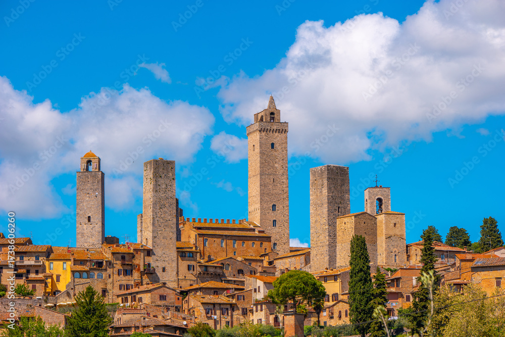 Naklejka premium San Gimignano, province of Siena. Tuscany, Italy.
