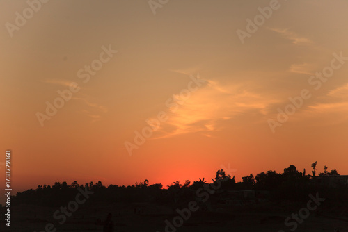 Wallpaper Mural sunset in the mountains Torontodigital.ca