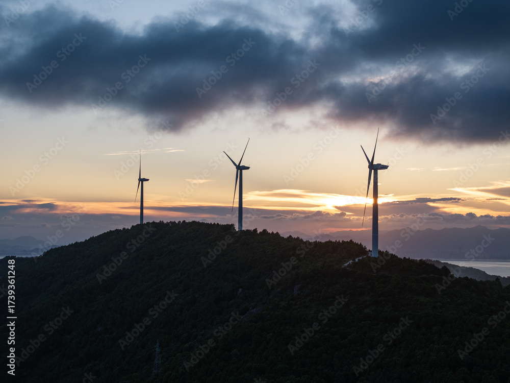 Obraz premium wind power station on mountain