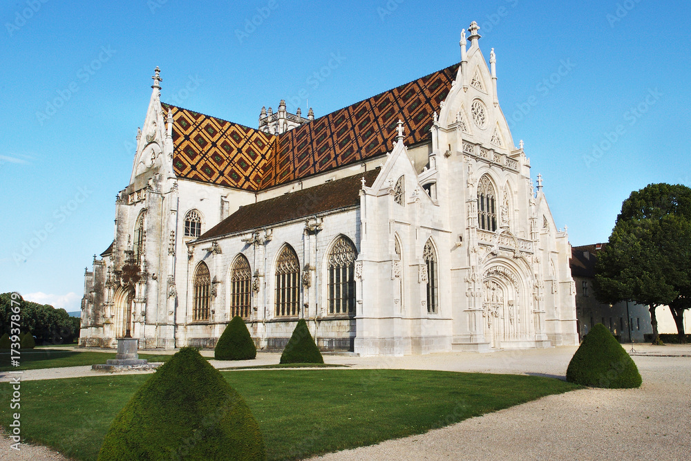 Fototapeta premium monastère de Brou et nouvelle façade