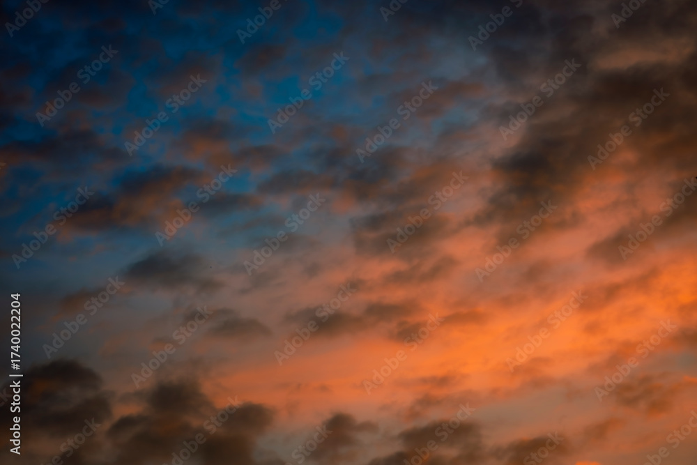 Fototapeta premium dramatic sky and clouds