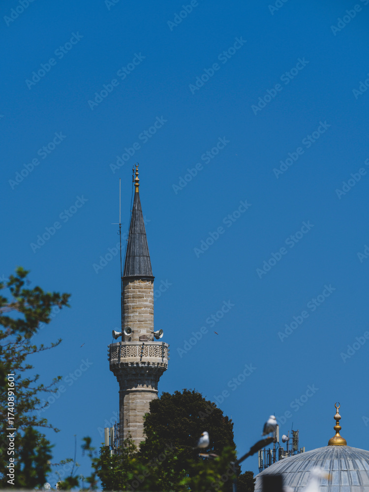 Obraz premium cultural landmark mosque in antalya old city