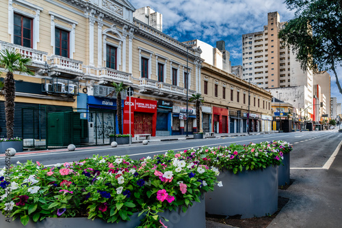 Avenida Campos Sales em Campinas, São Paulo, Brasil