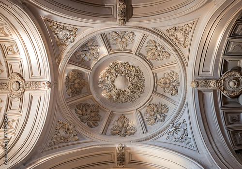 Beautiful Ornate Dome Ceiling
