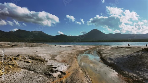 秋の宇曾利山湖の風景　恐山極楽浜
