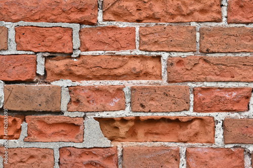 Textur einer verwitterten alten Ziegelsteinwand